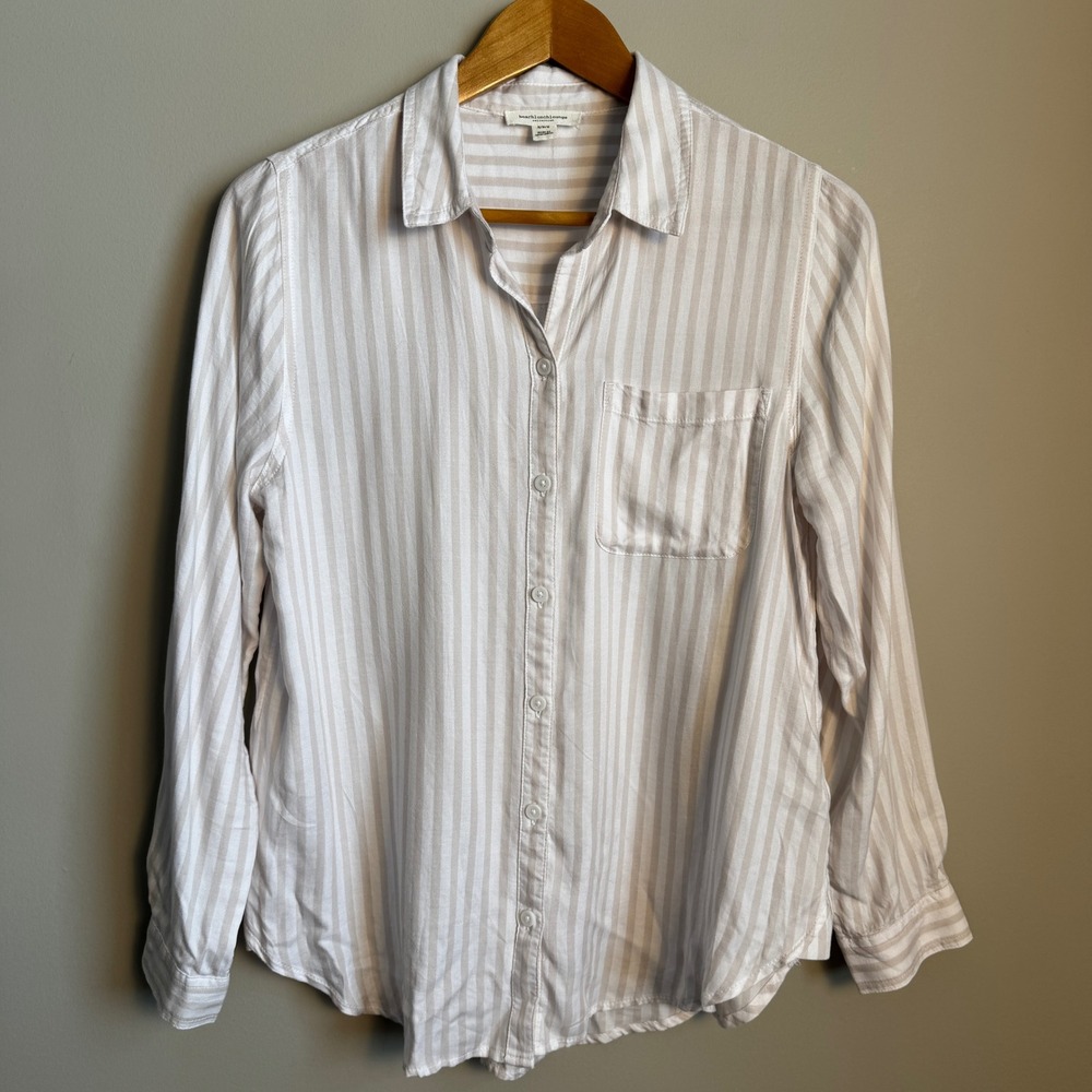 BeachLunchLounge Striped Button Up V-Neck Shirt White Beige Long Sleeve Medium